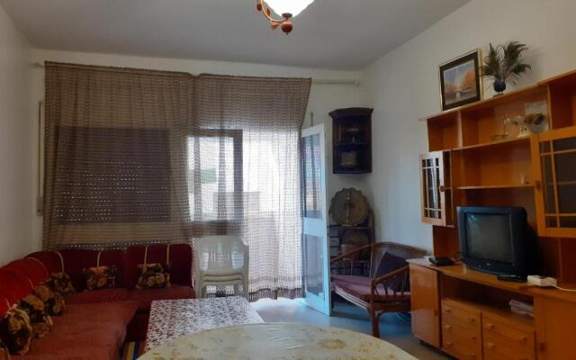 Apartamento cerca del mar