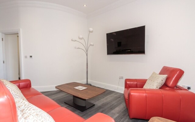 The Balmoral Suite