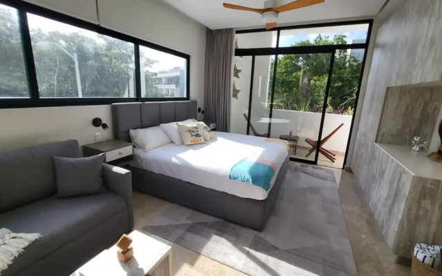 Perfect Studio Light and Nature in Aldea Zama