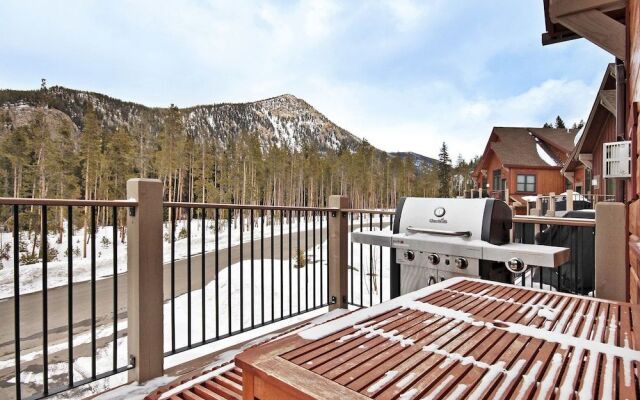 78 Alders Townhouse with Heated Garage by RedAwning