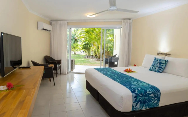 Club Raro Resort
