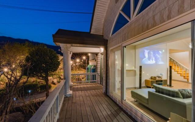 Garage House