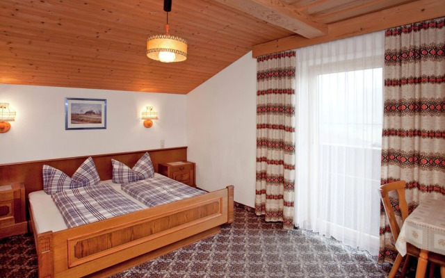 Spacious Holiday Home in Gerlosberg near Forest