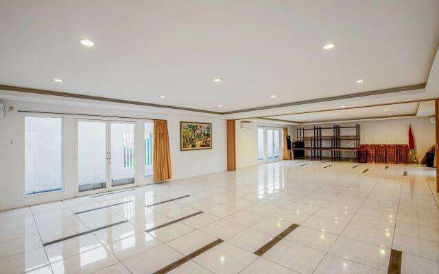 Prime Cailendra Hotel