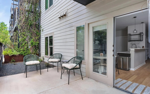 Rare 2BR in Prime Location