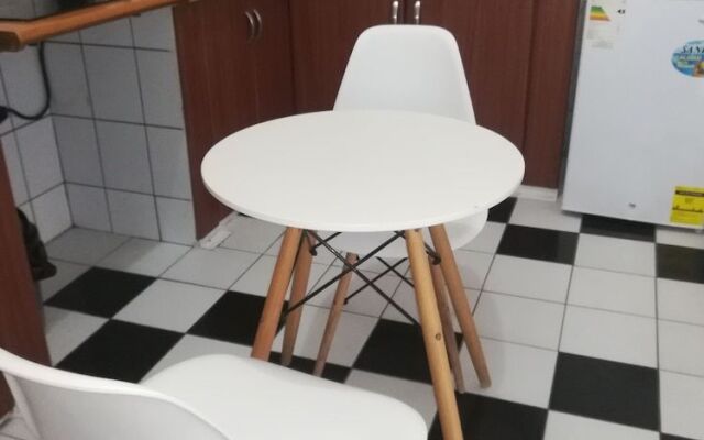 Hostal Verdi - Adults Only