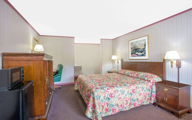 Knights Inn Mount Airy