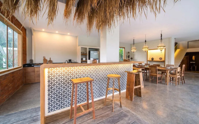 New!ubud Hideaway 6BR Villa w/ Ricefield View