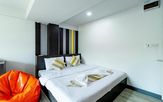 Riski Residence Bangbuathong