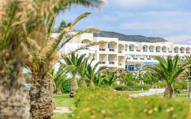 Sovereign Beach Hotel - All Inclusive