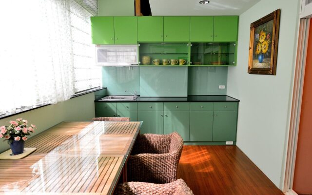 Mei Lun 85 Bed and Breakfast