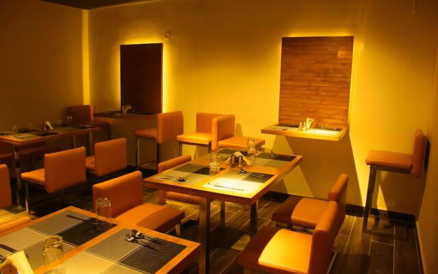 Hotel Kek Grand Park