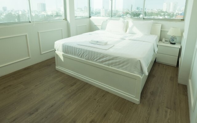 White Diamond PN Hotel