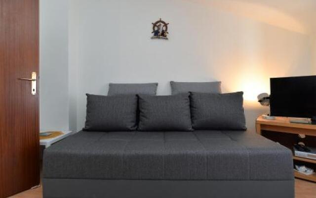 Apartment Andela 250