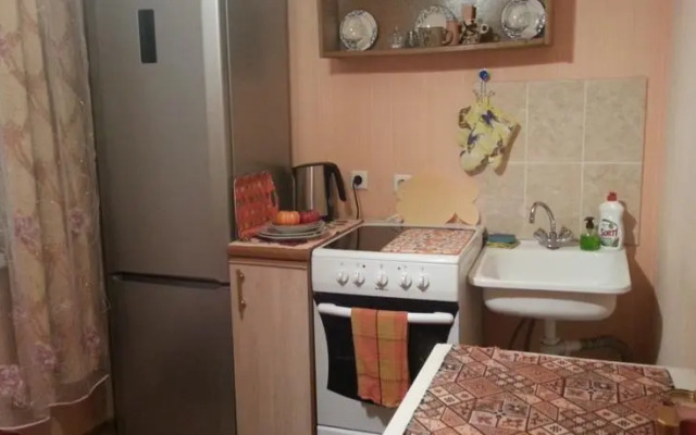 Строителей 90Б