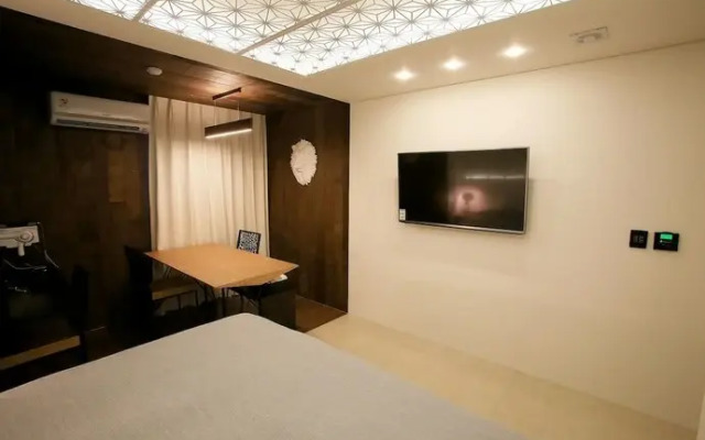 Sincheon Lavieen Hotel
