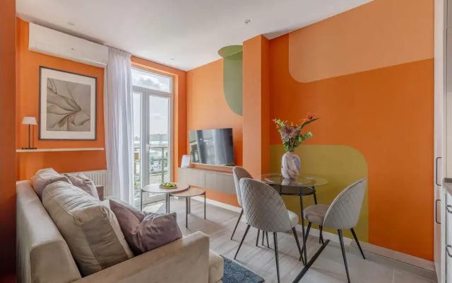 Playful & Bright 1BR near The Faculty of Law