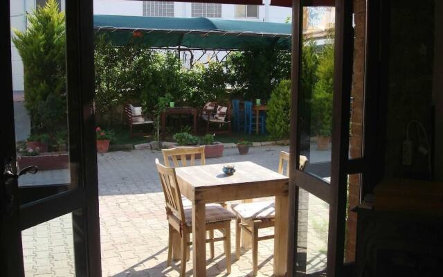 Second Spring Hotel