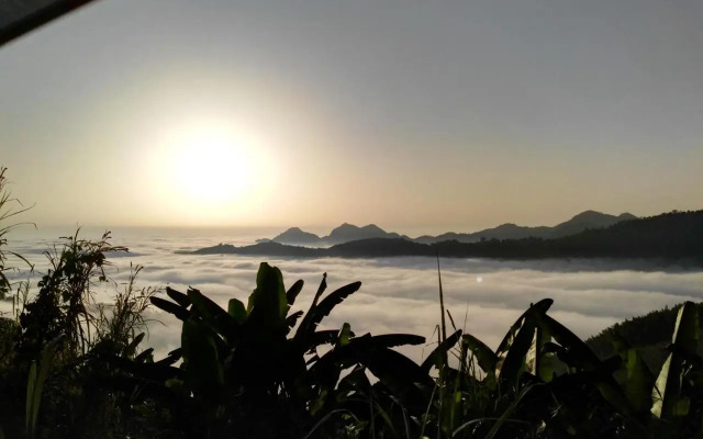 Qun Feng Hotel