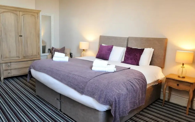 The Royal Hotel Crewe, A BRILLIANT Collection