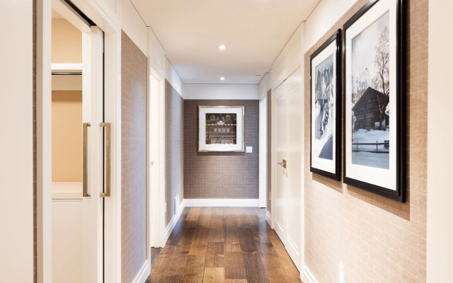 Goldener Hirsch, Auberge Collection