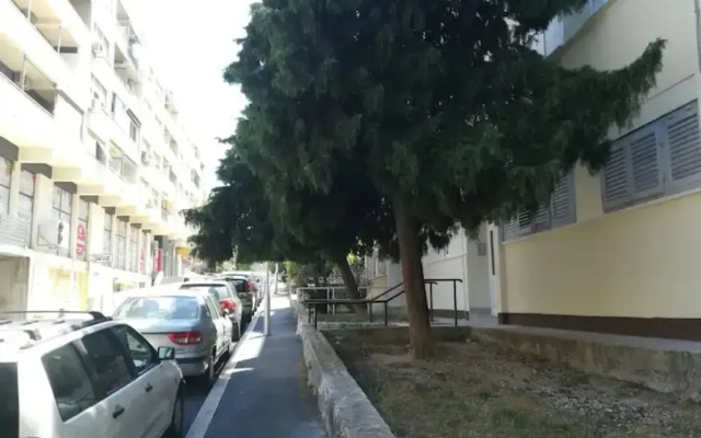 Friendly Well Located Family Apartment