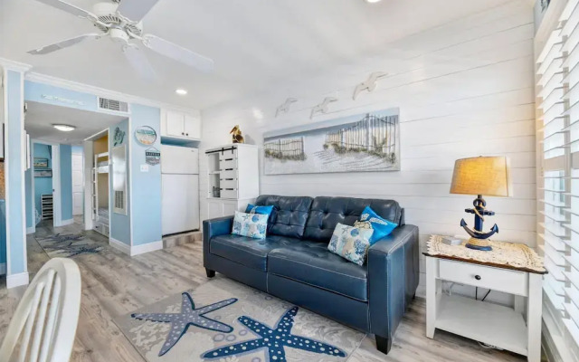 Seascape 1320 - Sea Turtle Nest