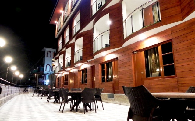 Hotel Mall Palace