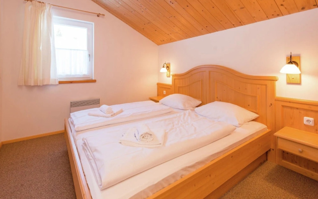 Chalet in Annaberg-lungotz With a Community Pool