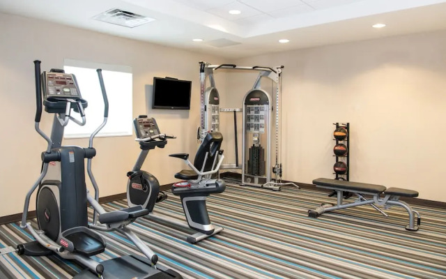Home2 Suites by Hilton Pittsburgh / McCandless, PA