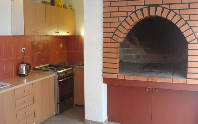 Mato - Free Barbecue - A1