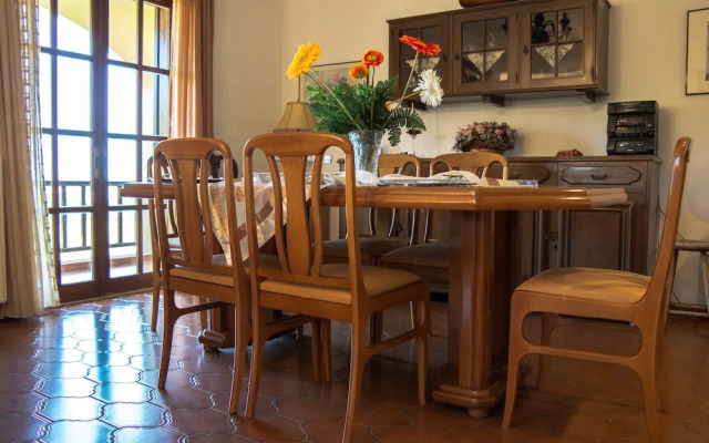 Alexandra Villa Stalos