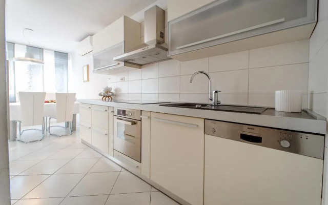 Adria Split Apartment