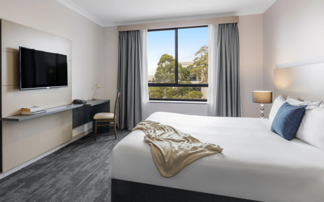 Oaks Sydney North Ryde Suites