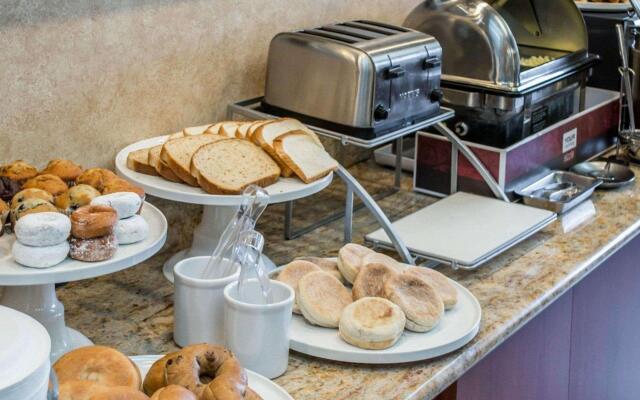 Comfort Suites Portland Southwest