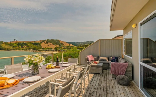 Seaview Serenity- Whitianga Holiday Home