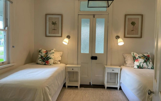 BLUE BELLE COTTAGE Berry 4pm check out Sundays except peak – Guest Rooms – Berry