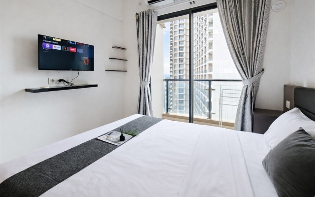 Studio With Simple Style At Sky House Bsd Apartment – Guest Rooms – Legok