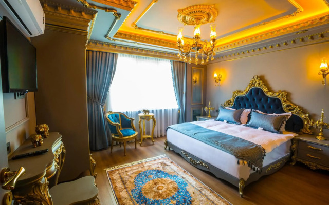 Real King Hotel