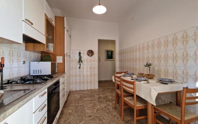 3 Locali - 600 metri dal Mare - Free Parking