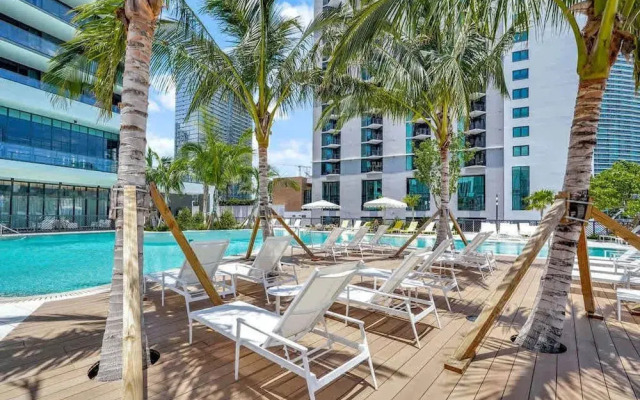 Apartment 3br-3 BTH - Gym Pool