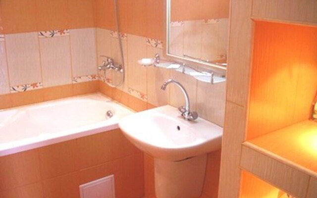 Sunny - Viki Guest House
