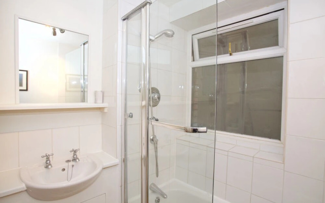 A Place Like Home - Comfortable Apartment in Paddington