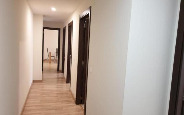 Apartamento Turistico Puente Romano P3 BAJO - B