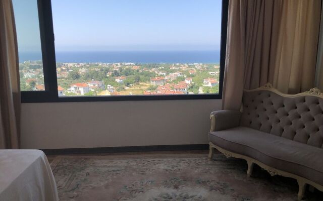 Ultra Lux Sea View Villa in Kyrenia