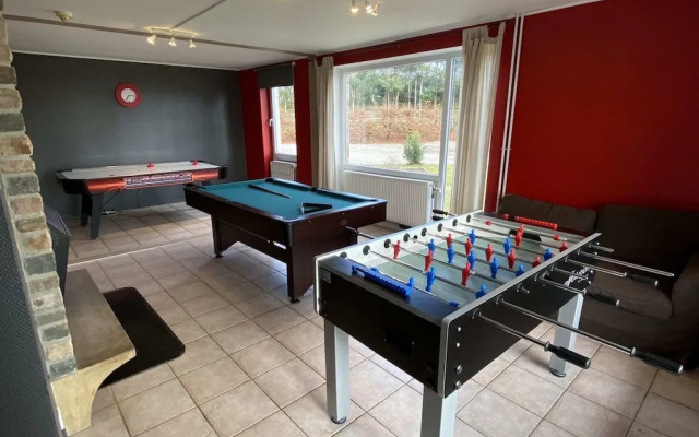 Luxury Holiday Home With Sauna Near Forest in Ovifat