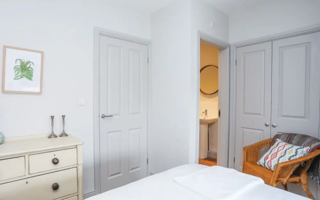 Braid Apartment