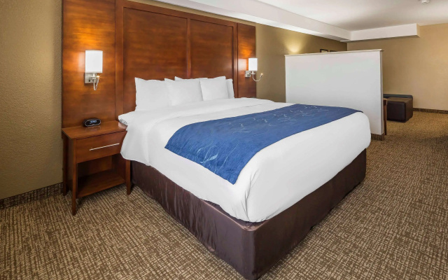 Comfort Suites El Paso Airport