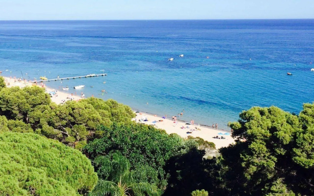 Abamar Hotel