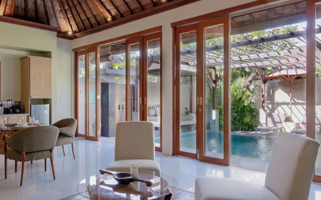 Jepun Villa by Betterplace